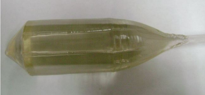 掺钬钇铝石榴石晶体