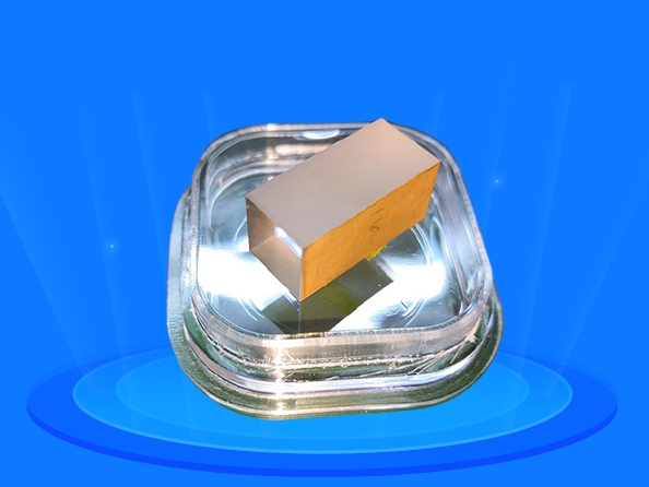 掺氧化镁铌酸锂（MgO:LN）晶体和铌酸锂晶体